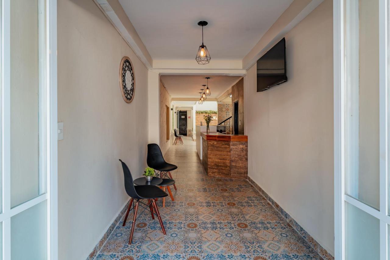 Hotel Brisas 5A Av, Плая-дель-Кармен Экстерьер фото