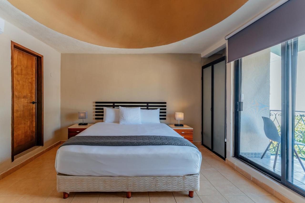 Hotel Brisas 5A Av, Плая-дель-Кармен Экстерьер фото