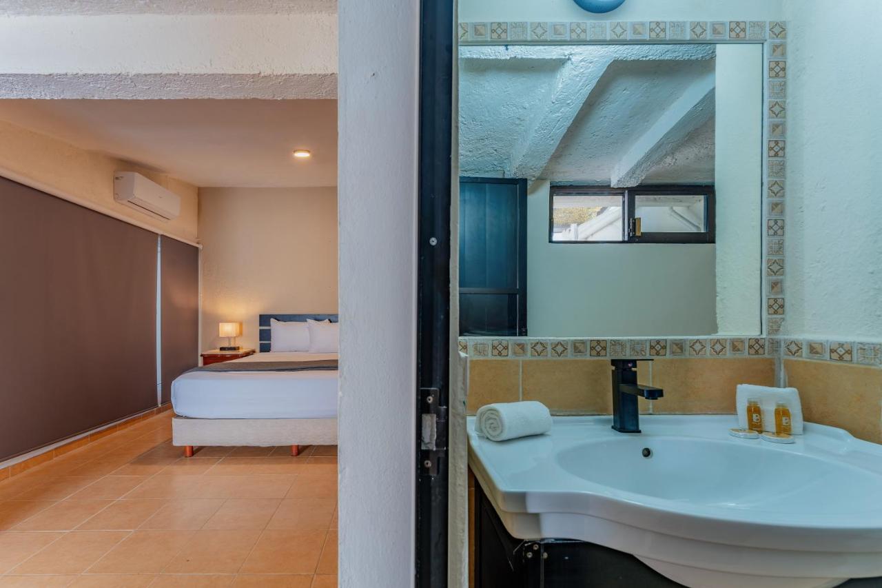 Hotel Brisas 5A Av, Плая-дель-Кармен Экстерьер фото