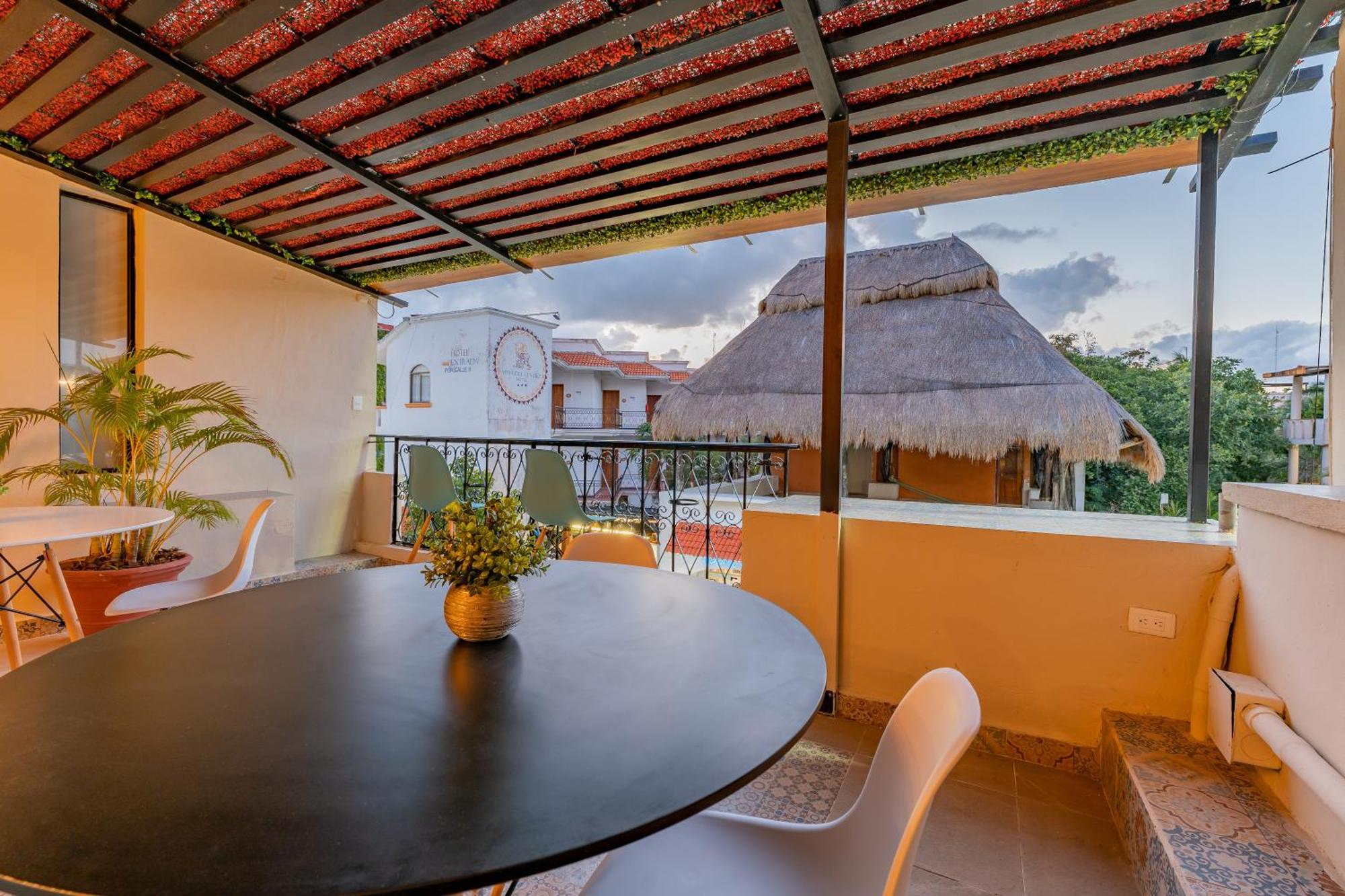 Hotel Brisas 5A Av, Плая-дель-Кармен Экстерьер фото